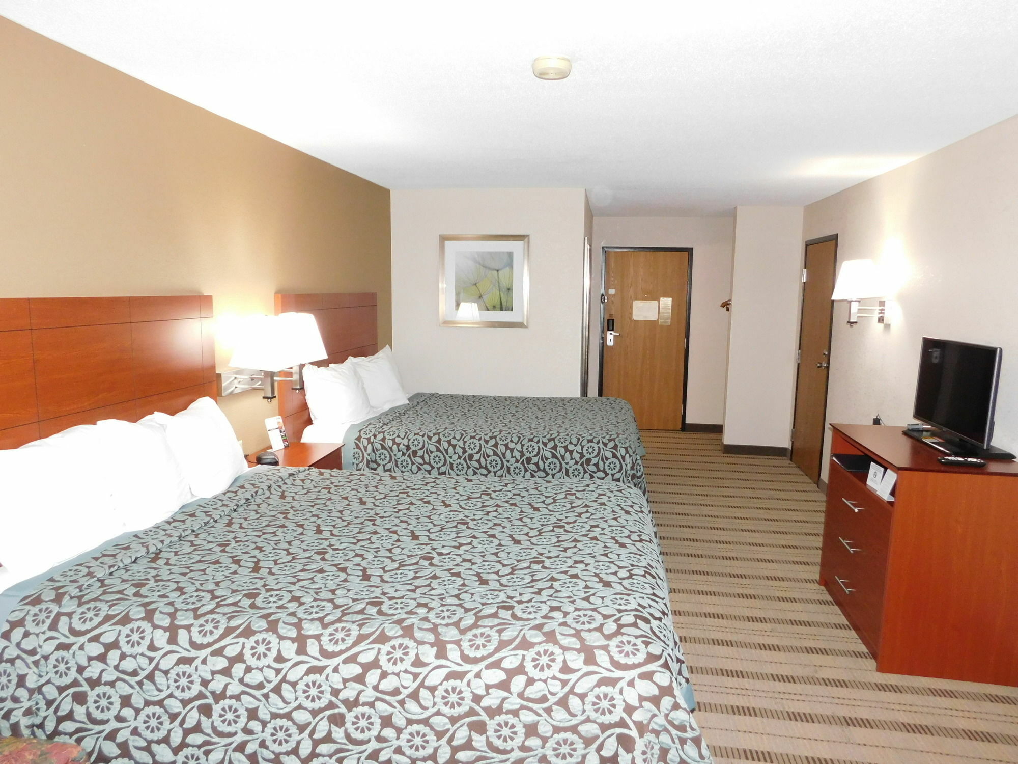 Days Inn By Wyndham Mankato Exterior photo